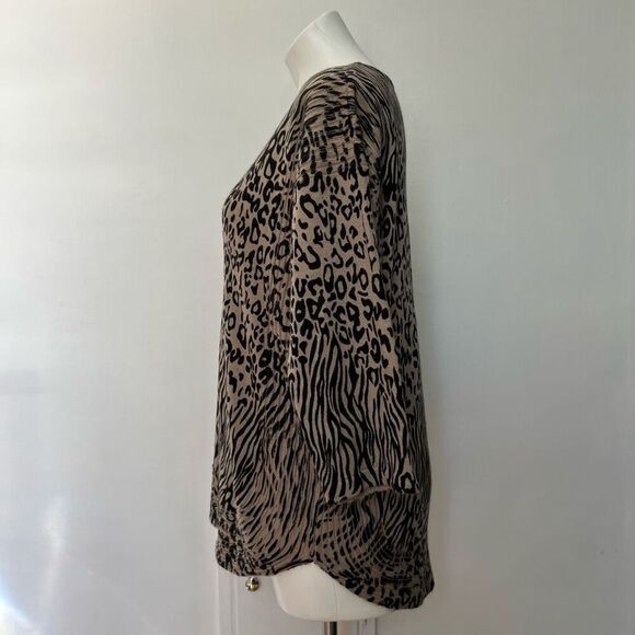 Dana Buchman Animal Print Sweater 3/4 sleeve - Picture 5 of 9